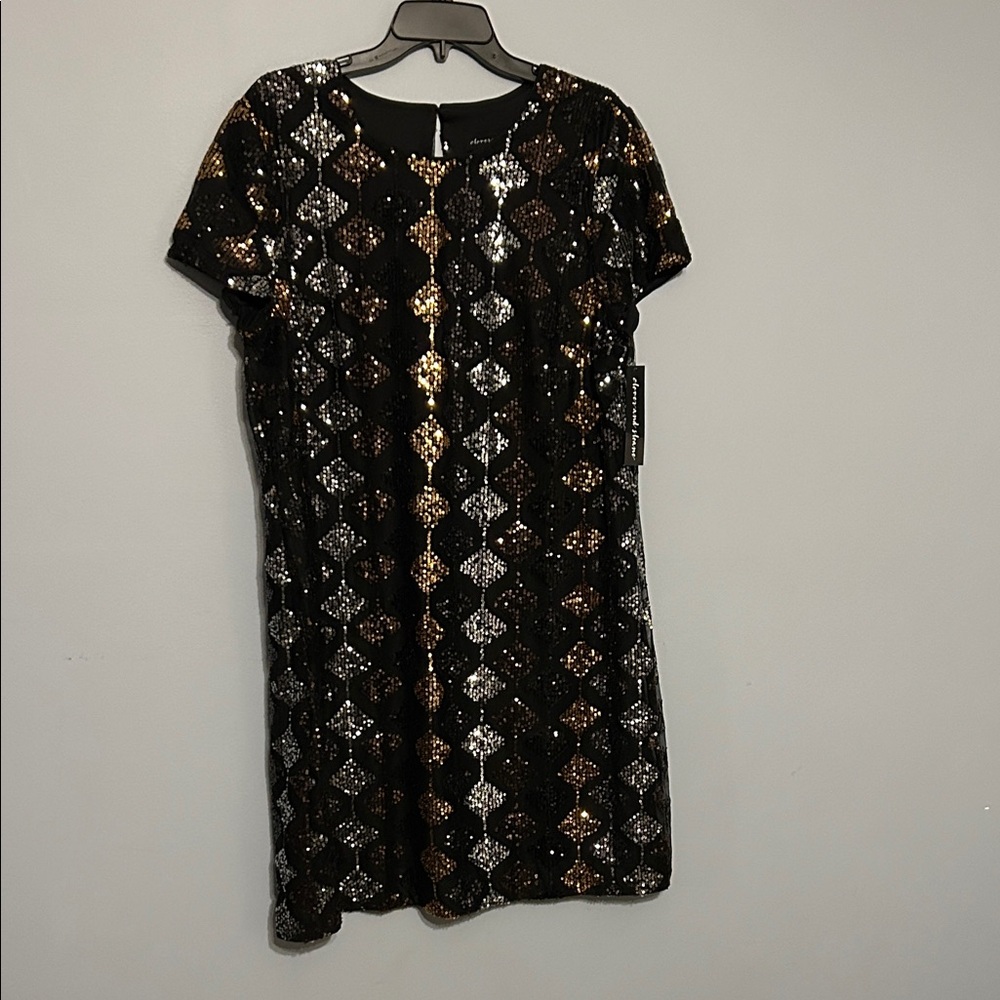 Elegant Black and Gold Sequin Dress Size 16